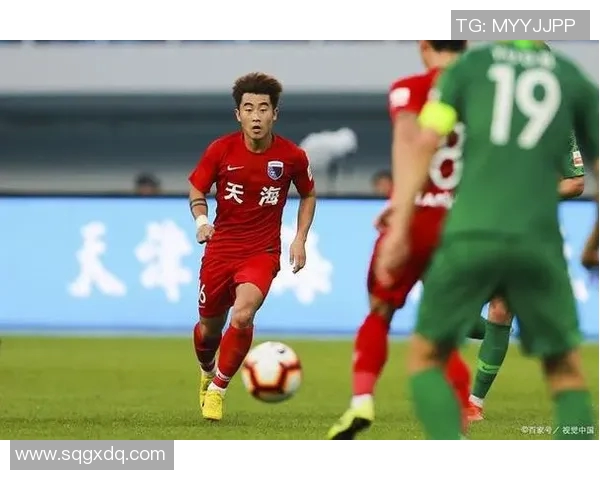 足球转会市场热点及内幕揭秘